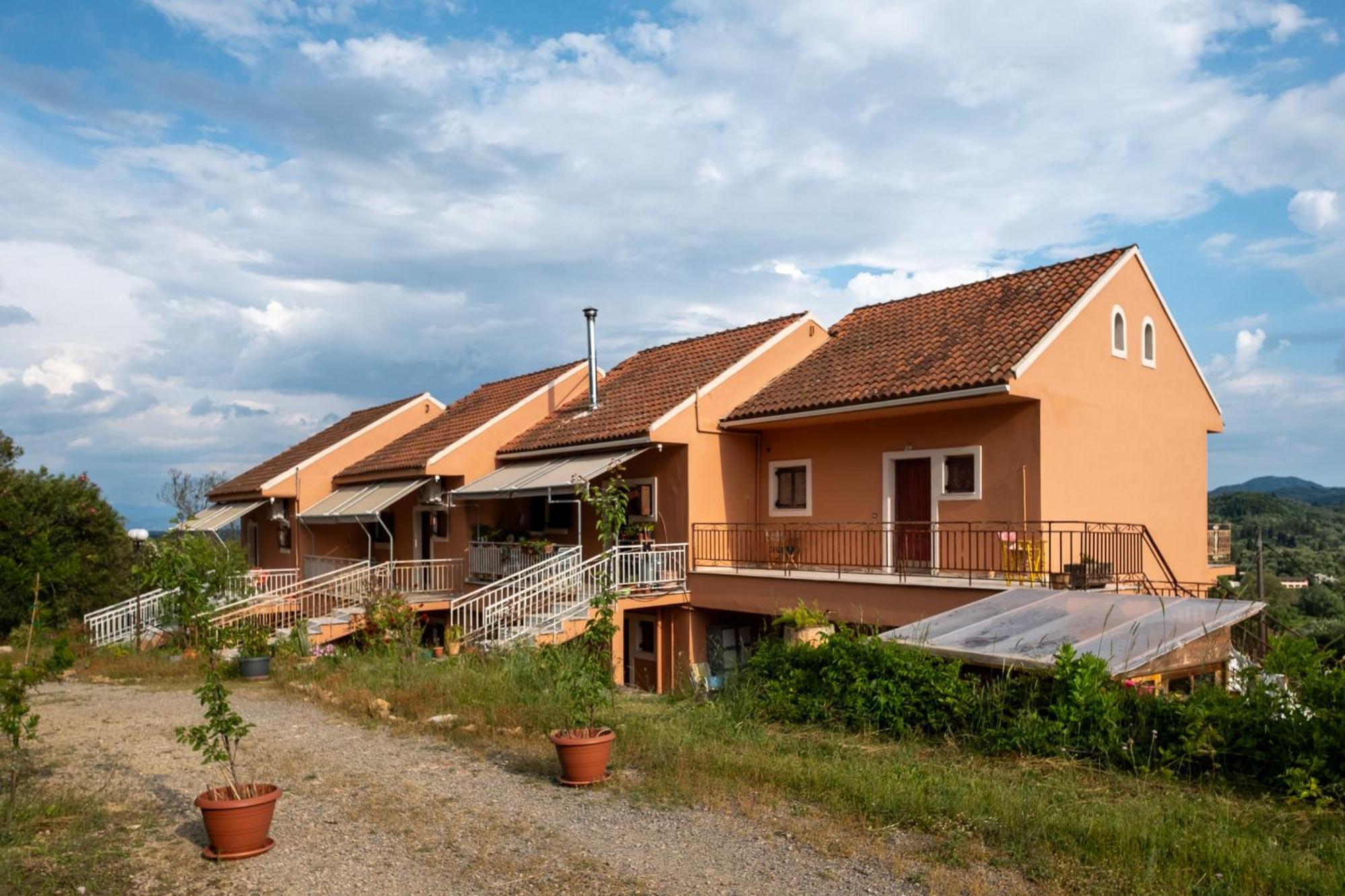 Kokkini Peach House Apartment Kokkínion Exterior photo