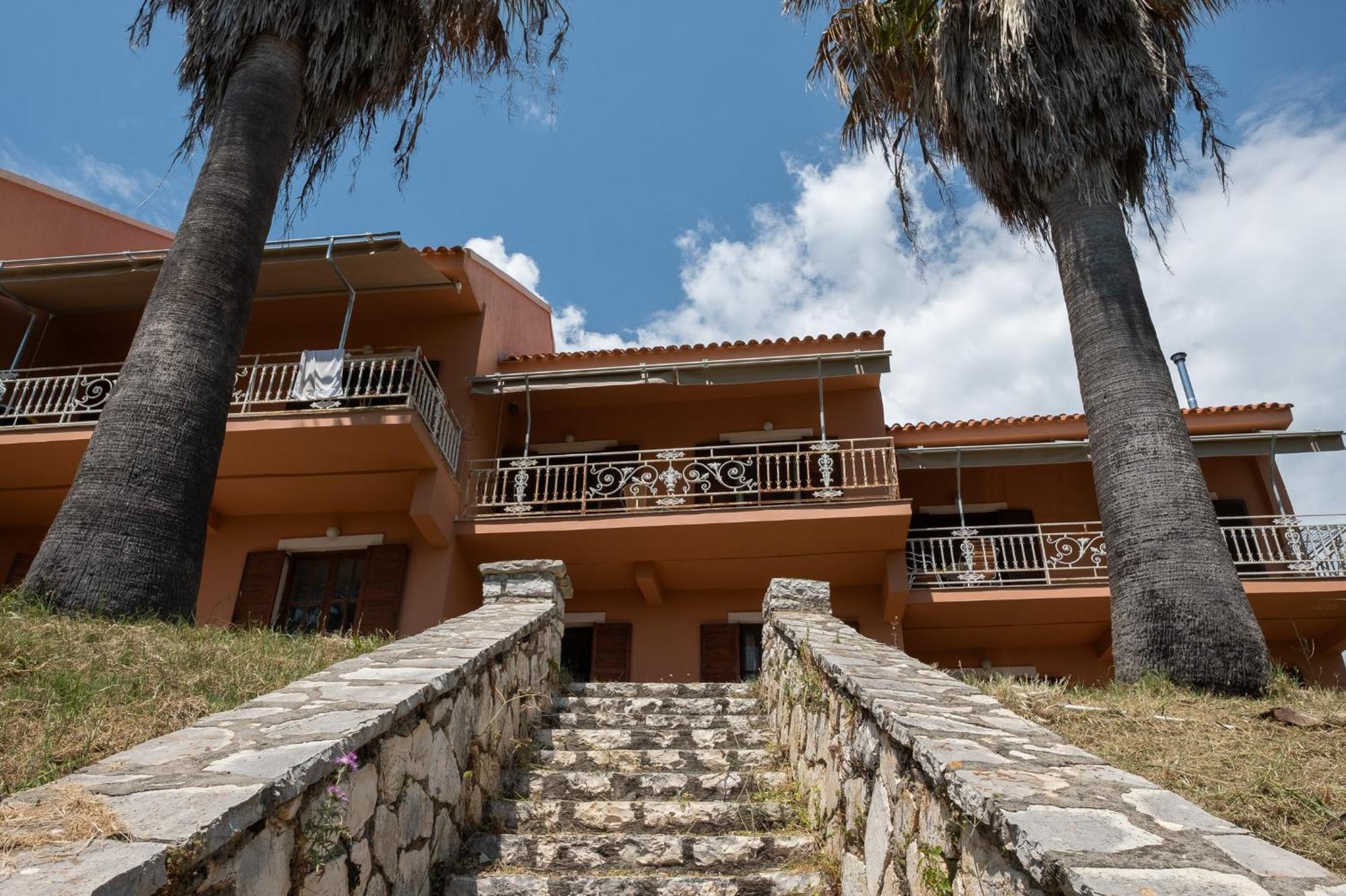 Kokkini Peach House Apartment Kokkínion Exterior photo